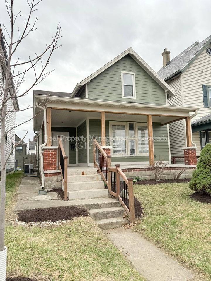 1135 Spann Ave - Photo 2 of 10