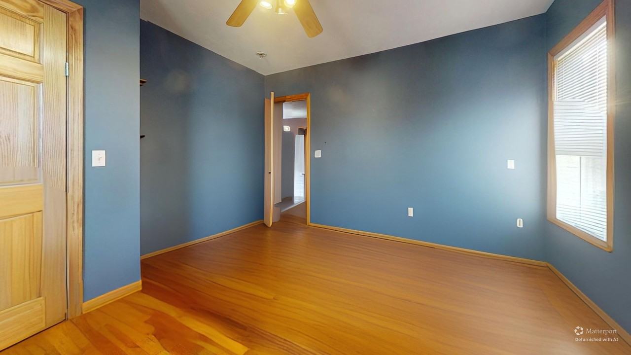 47 Rockwell St #49 - Photo 3 of 13