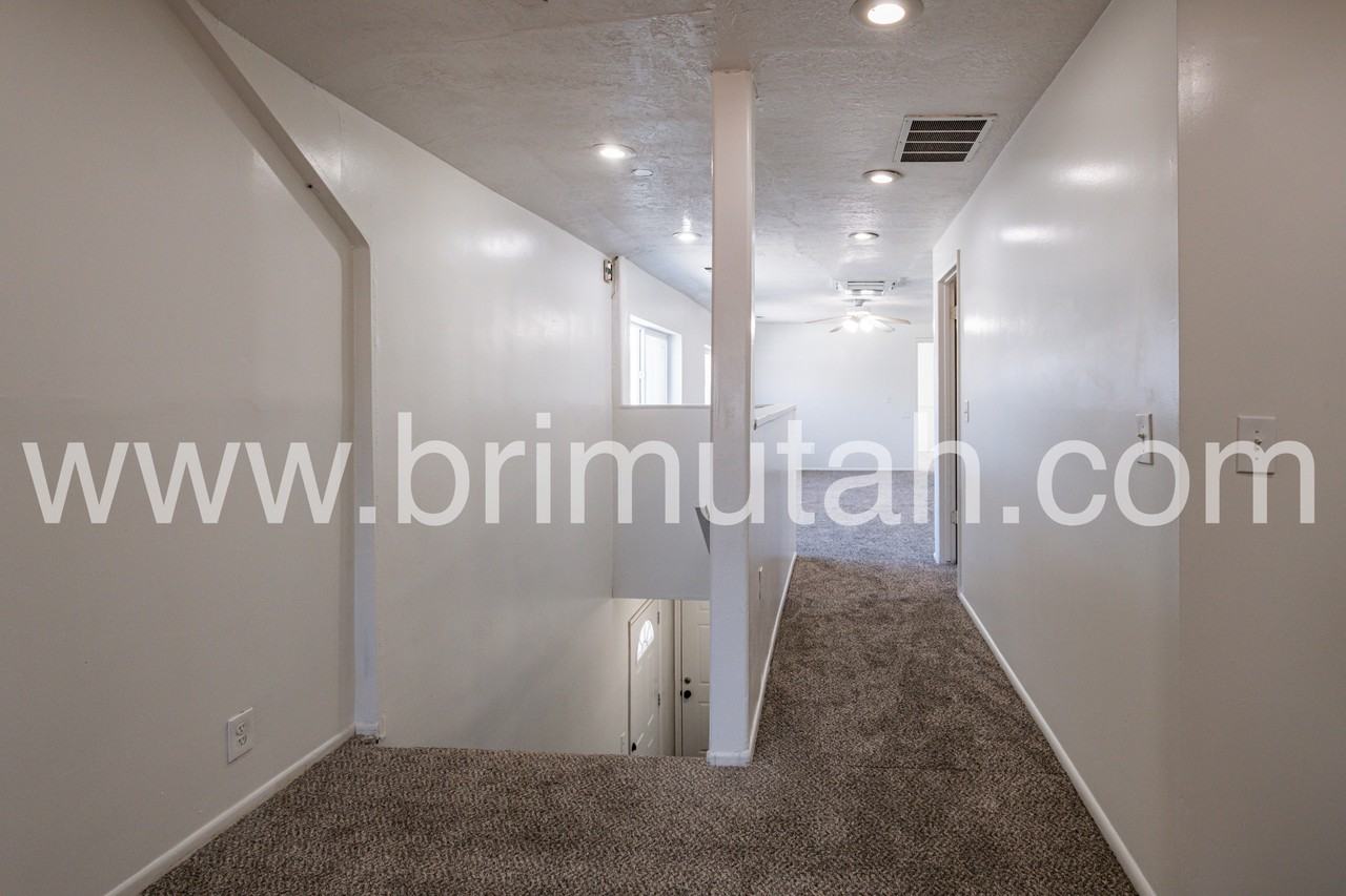 3738 S St #A - Photo 6 of 26