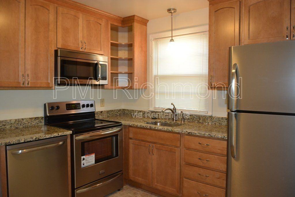 5012 Orcutt Ln - Photo 3 of 10