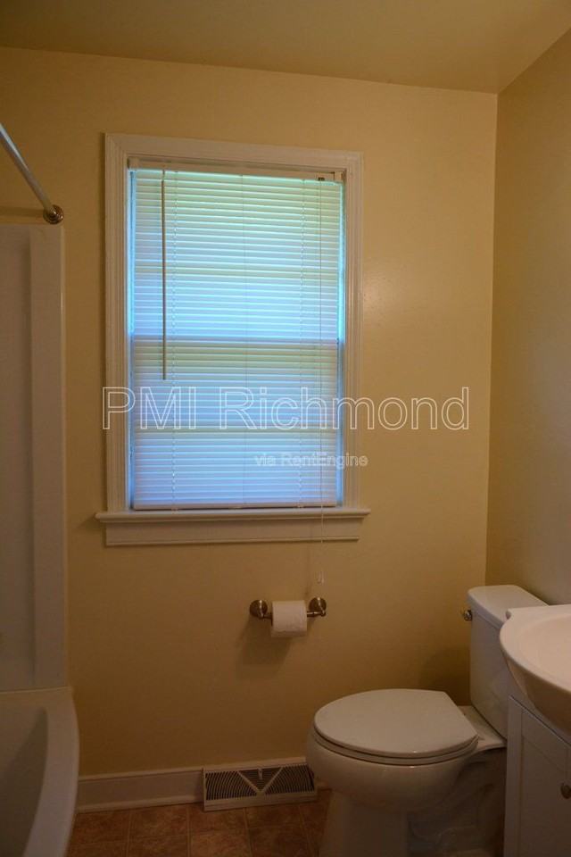 5012 Orcutt Ln - Photo 5 of 10