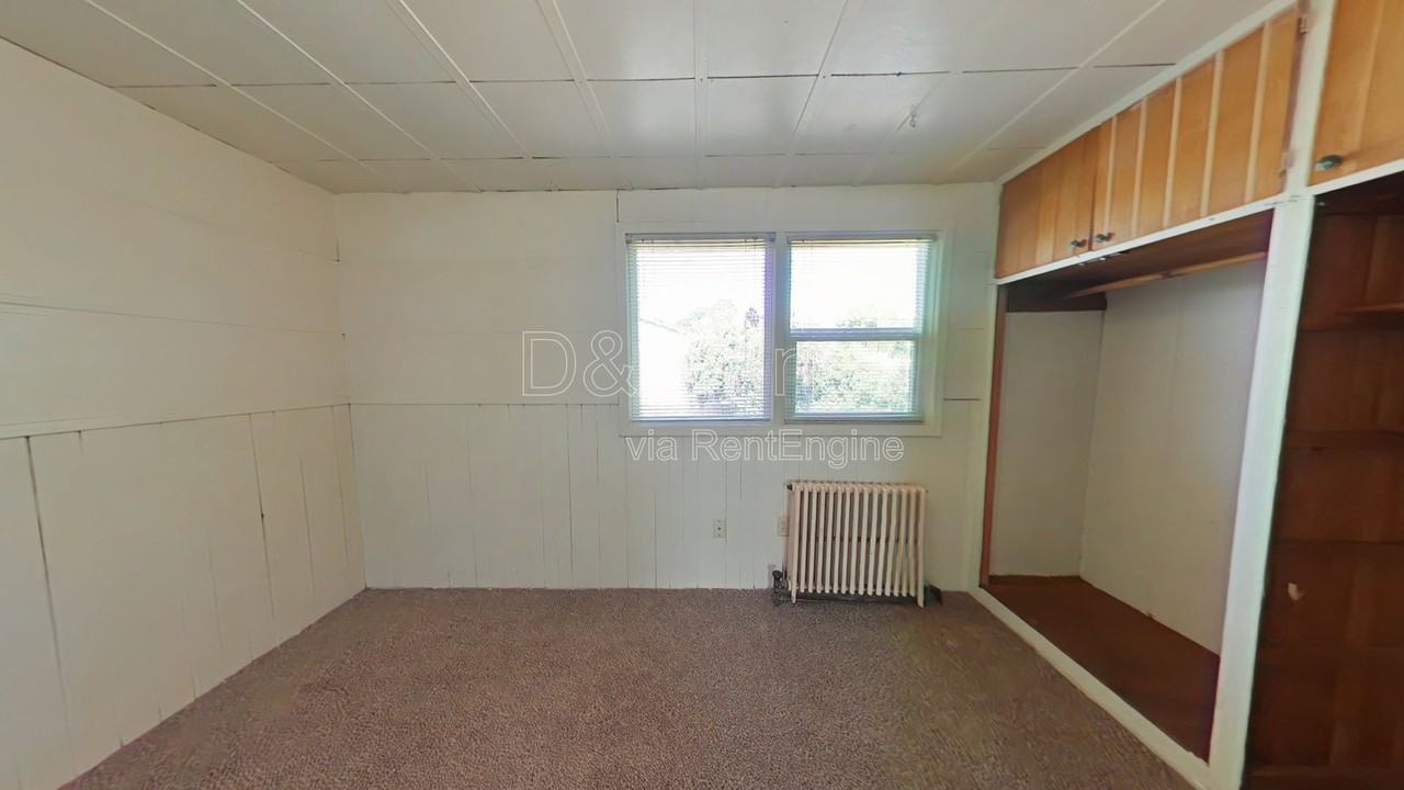 426 Nw 25th St - Photo 4 of 14