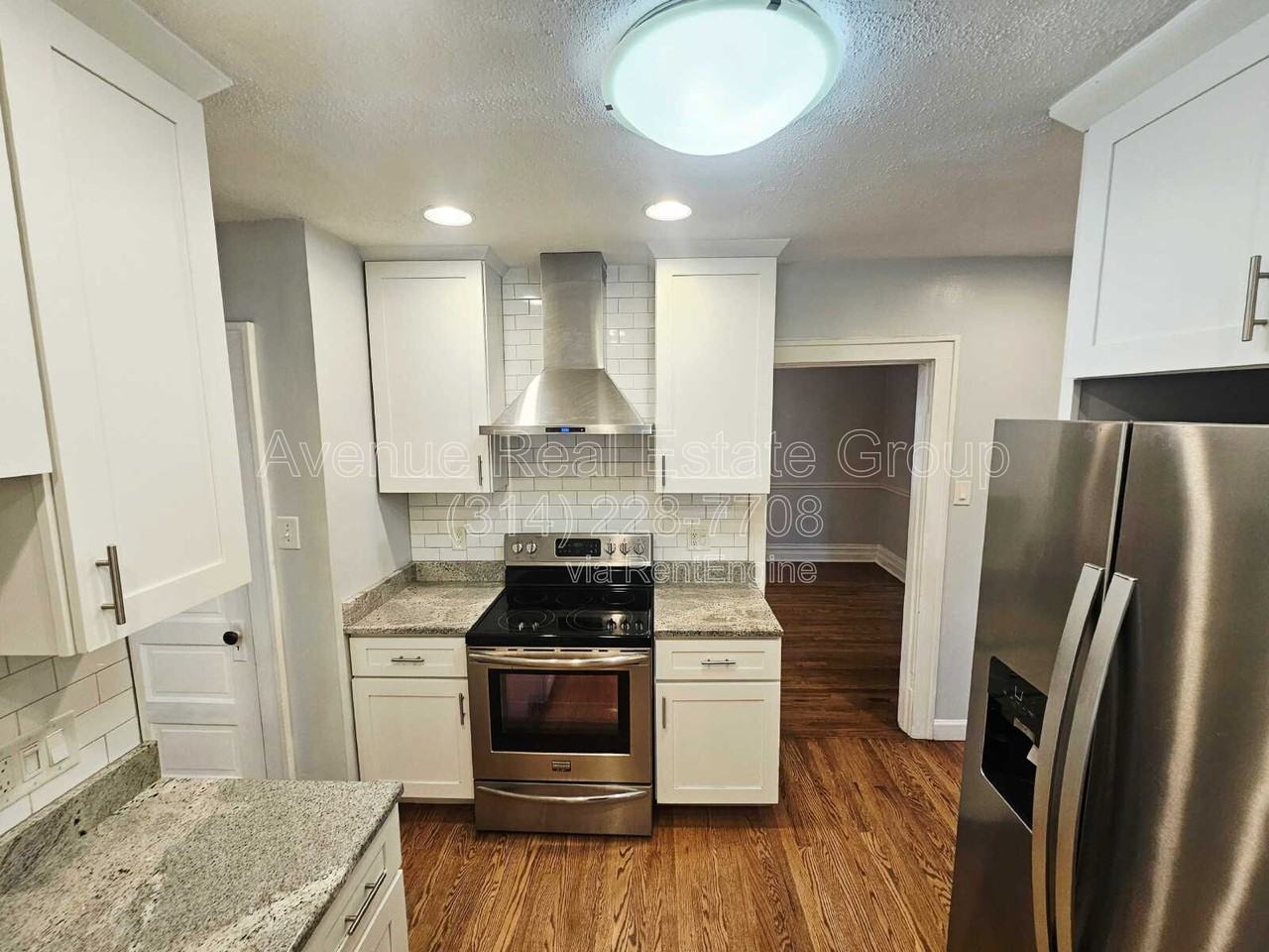 3717 Cambridge Ave - Photo 5 of 19