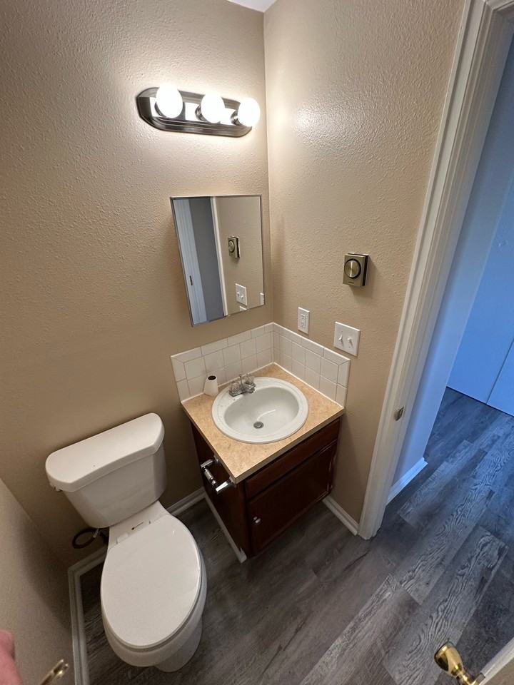 4881 Basswood Dr #4881 - Photo 2 of 33