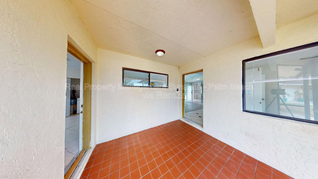 609 White Water Dr - Photo 5 of 22