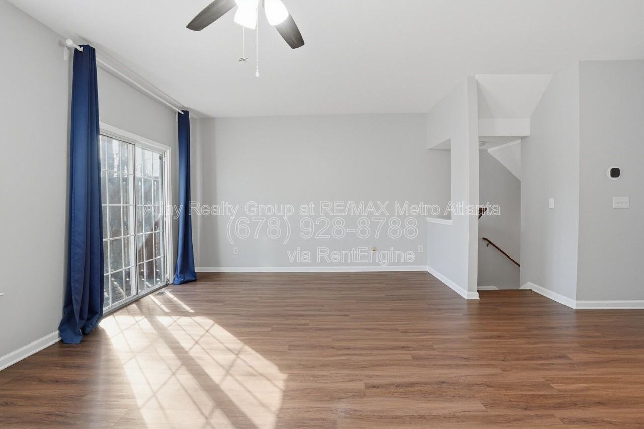 648 Providence Pl Sw #37 - Photo 5 of 33