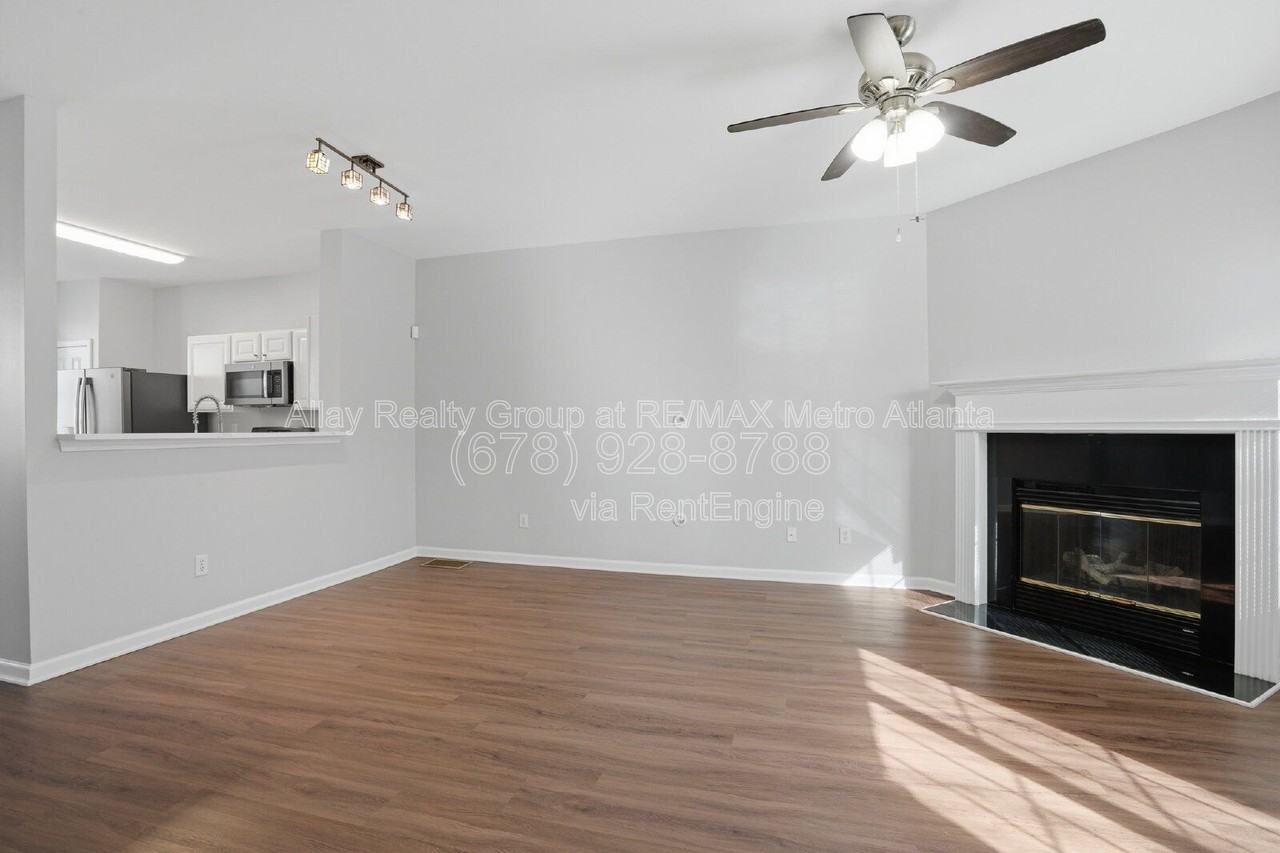 648 Providence Pl Sw #37 - Photo 6 of 33