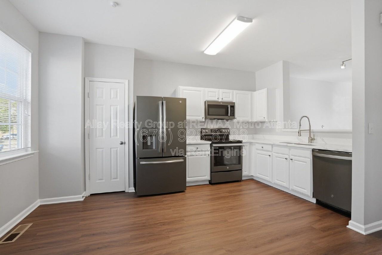 648 Providence Pl Sw #37 - Photo 7 of 33