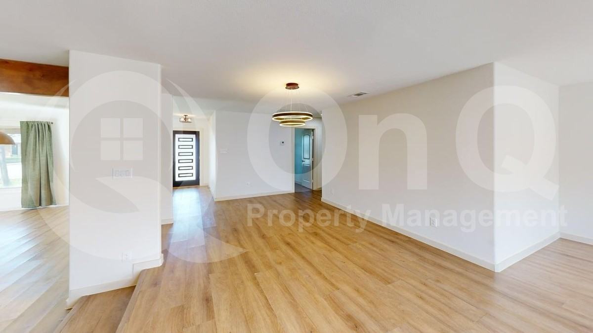 2517 Canterbury Ct - Photo 6 of 21