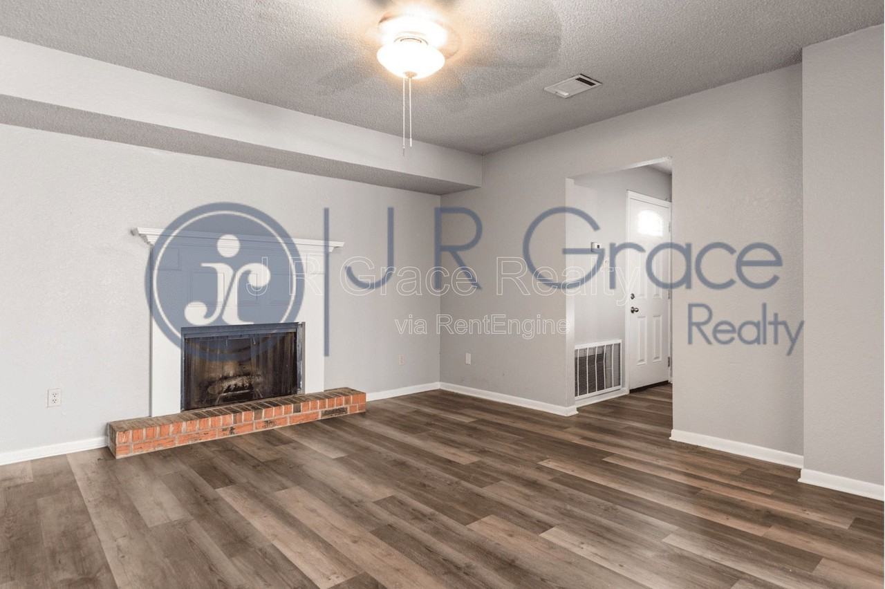 1304 Chapel Creek Rd - Photo 5 of 23