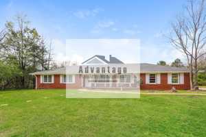 featured image of 6615 Cascade Palmetto Hwy