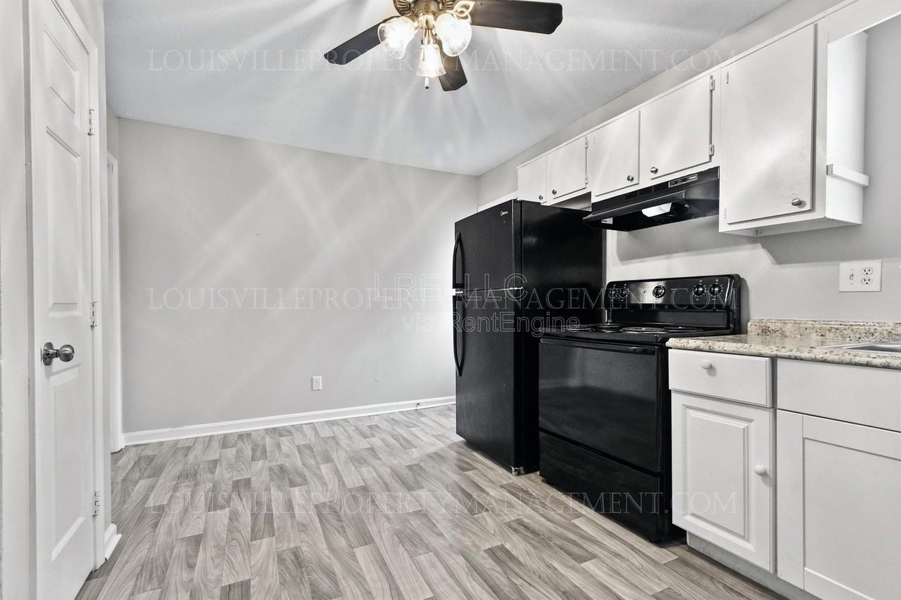 3418 Clingstone Way - Photo 4 of 14