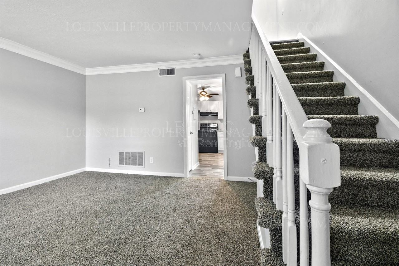 3418 Clingstone Way - Photo 6 of 14