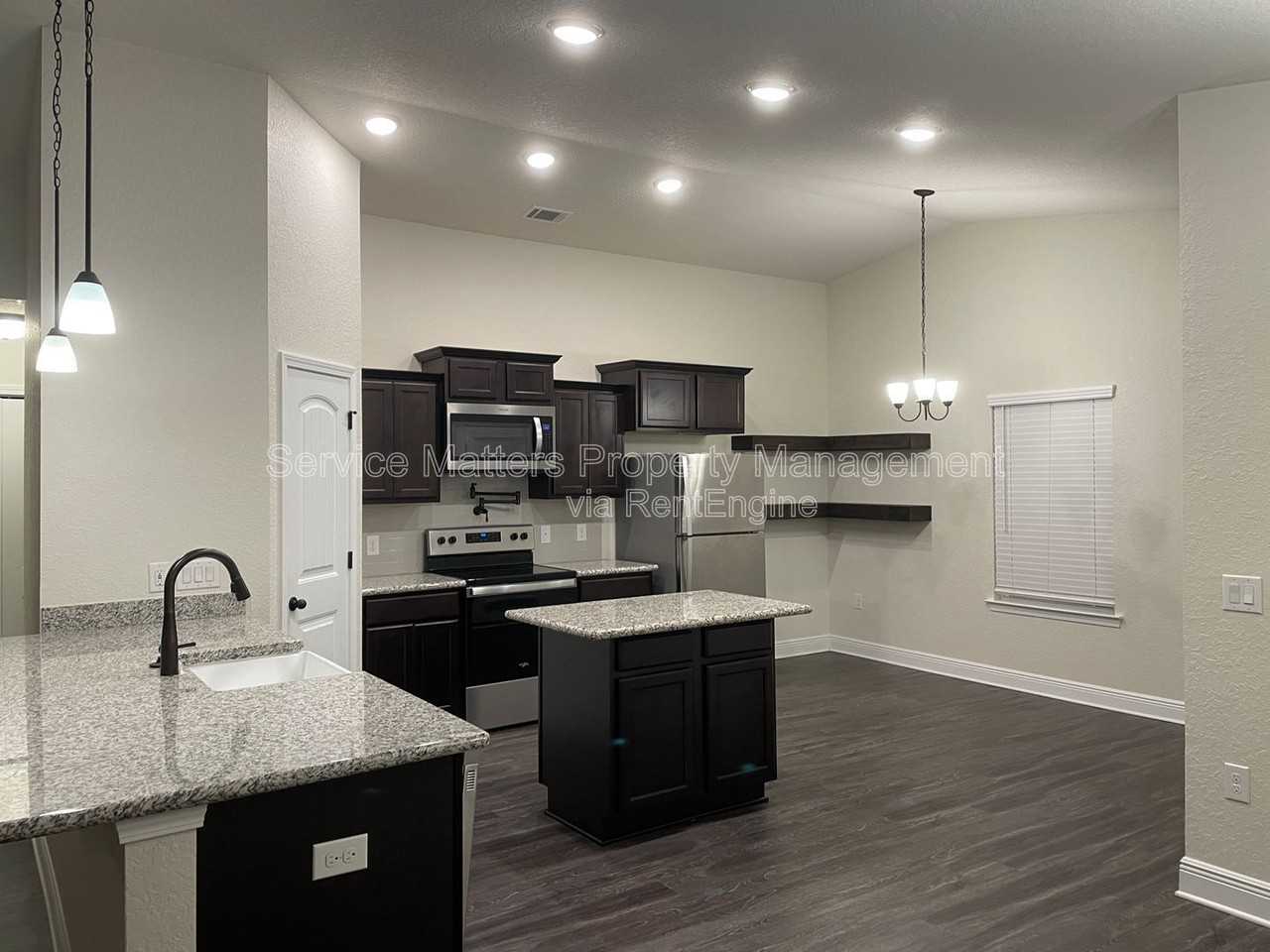 5157 Peach Dr - Photo 7 of 32