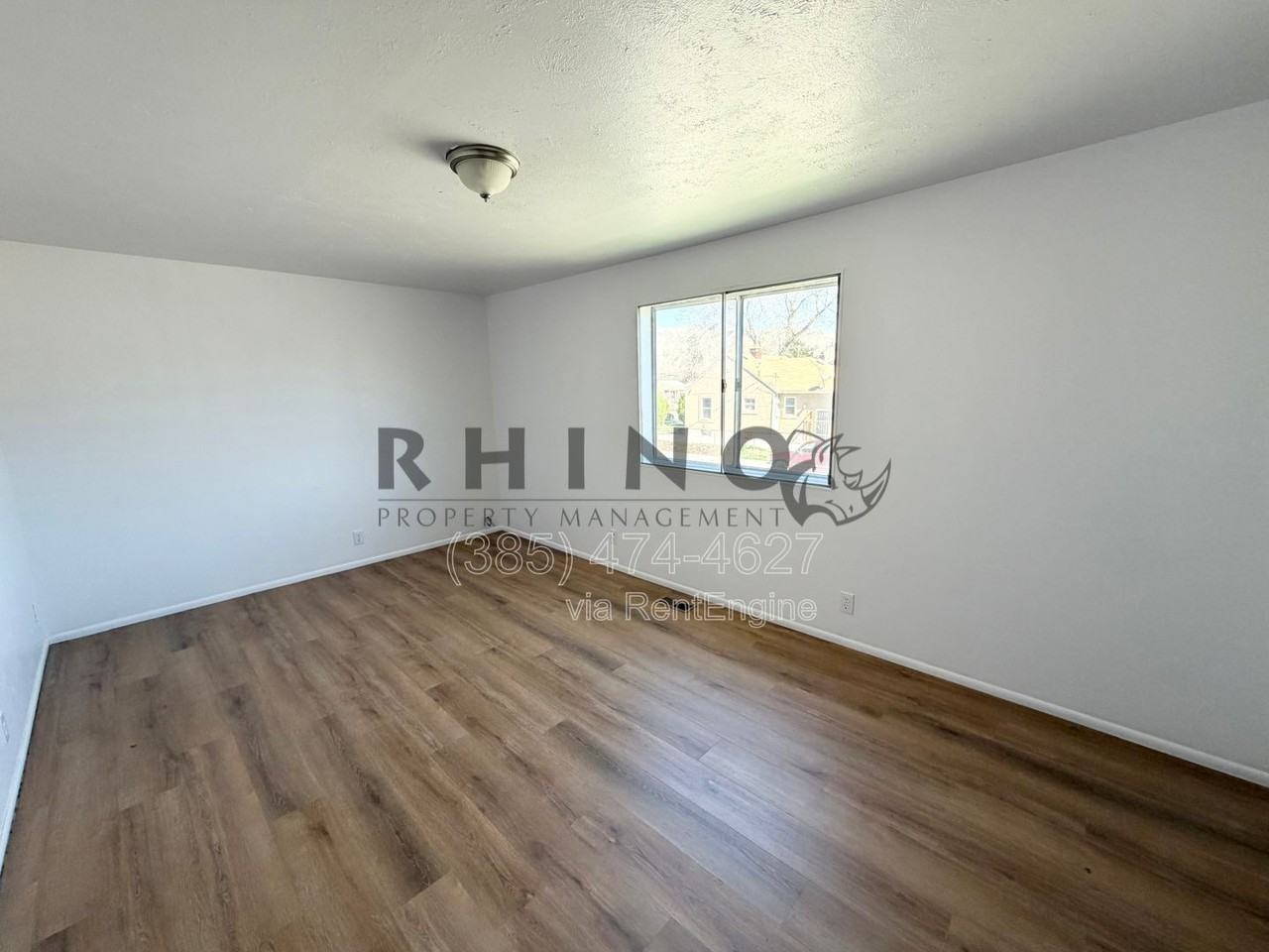 475 N 1465 W - Photo 3 of 7