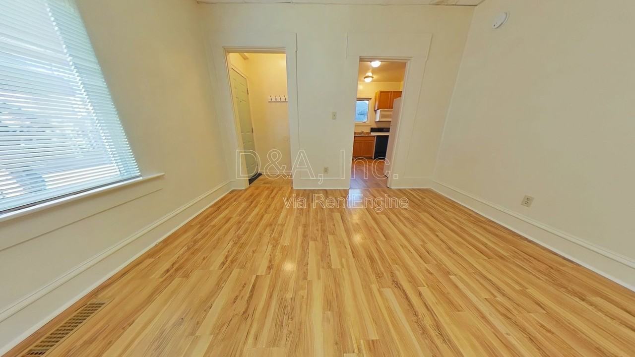 1363 Nw Monroe Ave #1 - Photo 2 of 9