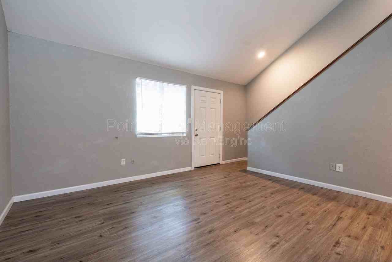 3032 N Arkansas Ave #3 - Photo 7 of 29