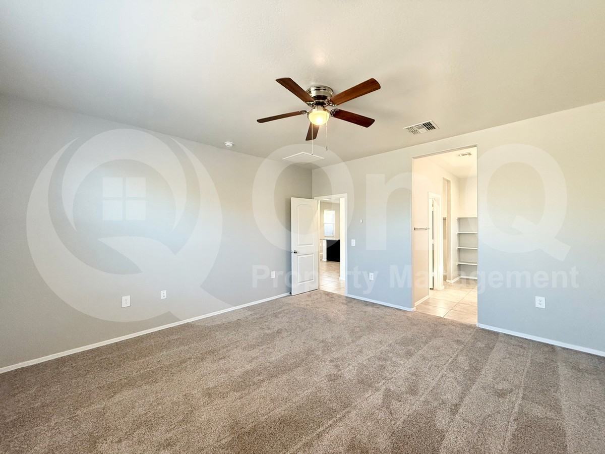 35408 W San Alvarez Ave - Photo 5 of 45