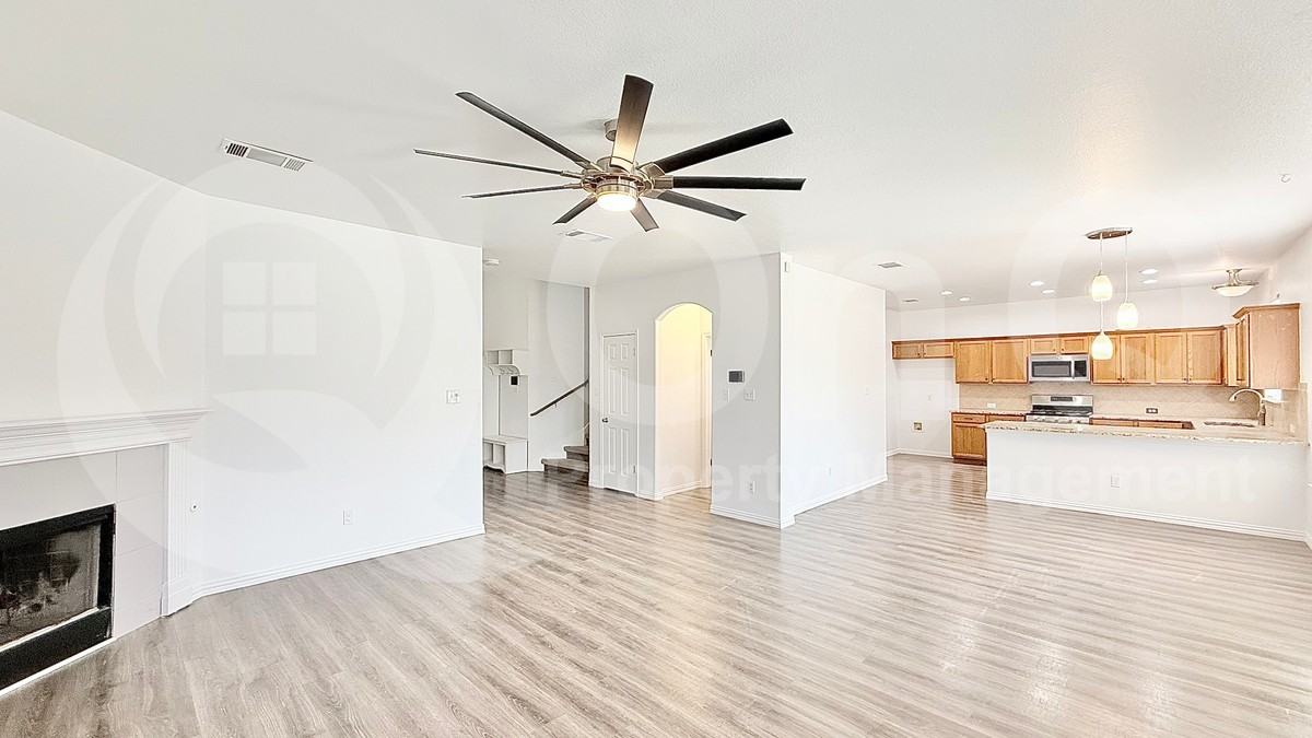 2302 Boulder Run - Photo 6 of 20