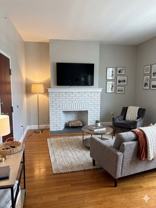 210 Farmington Ave #302 - Photo 1 of 1
