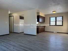 407 5th St E #UPPER - Photo 1 of 1