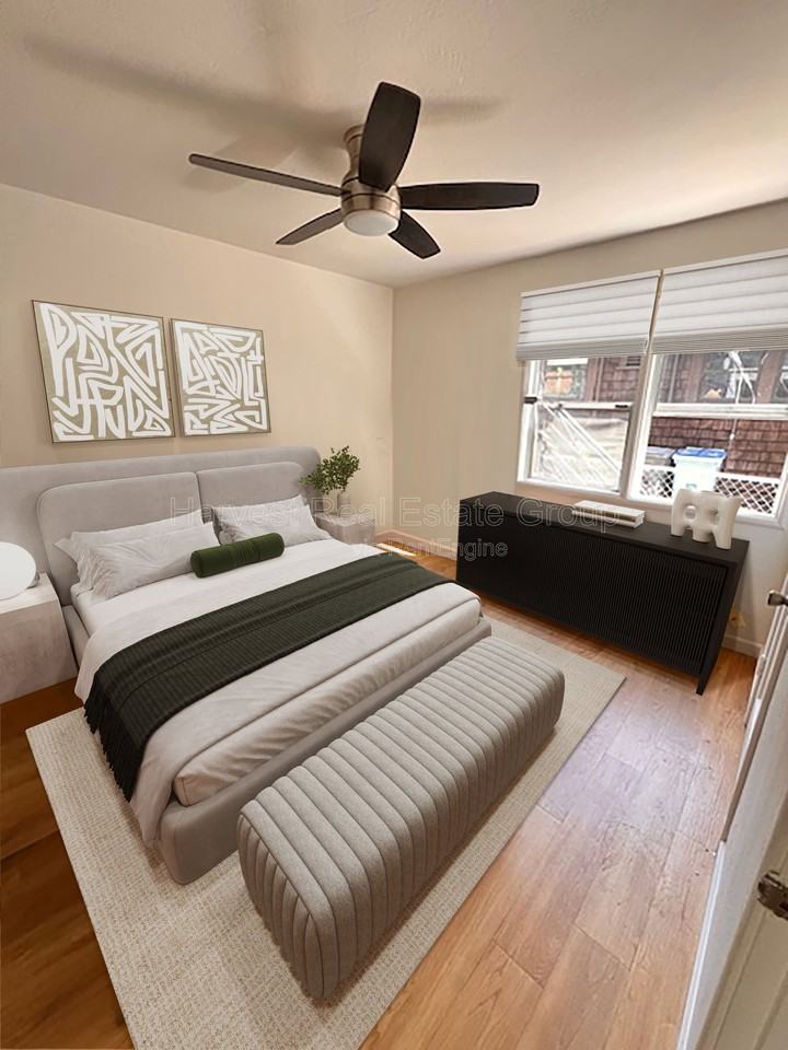 2233 9th St #D - Photo 3 of 3