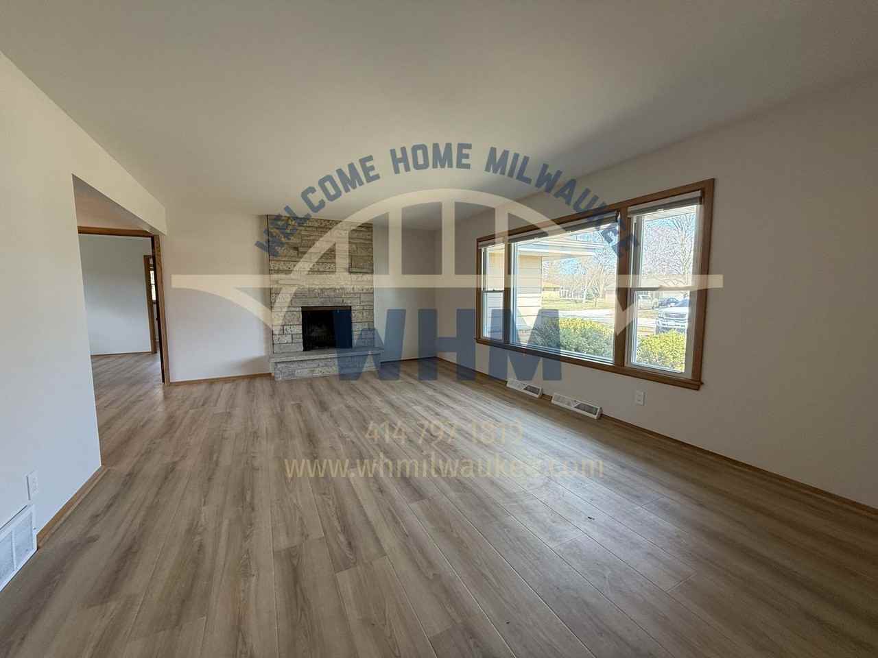 4325 N 142nd St - Photo 2 of 10