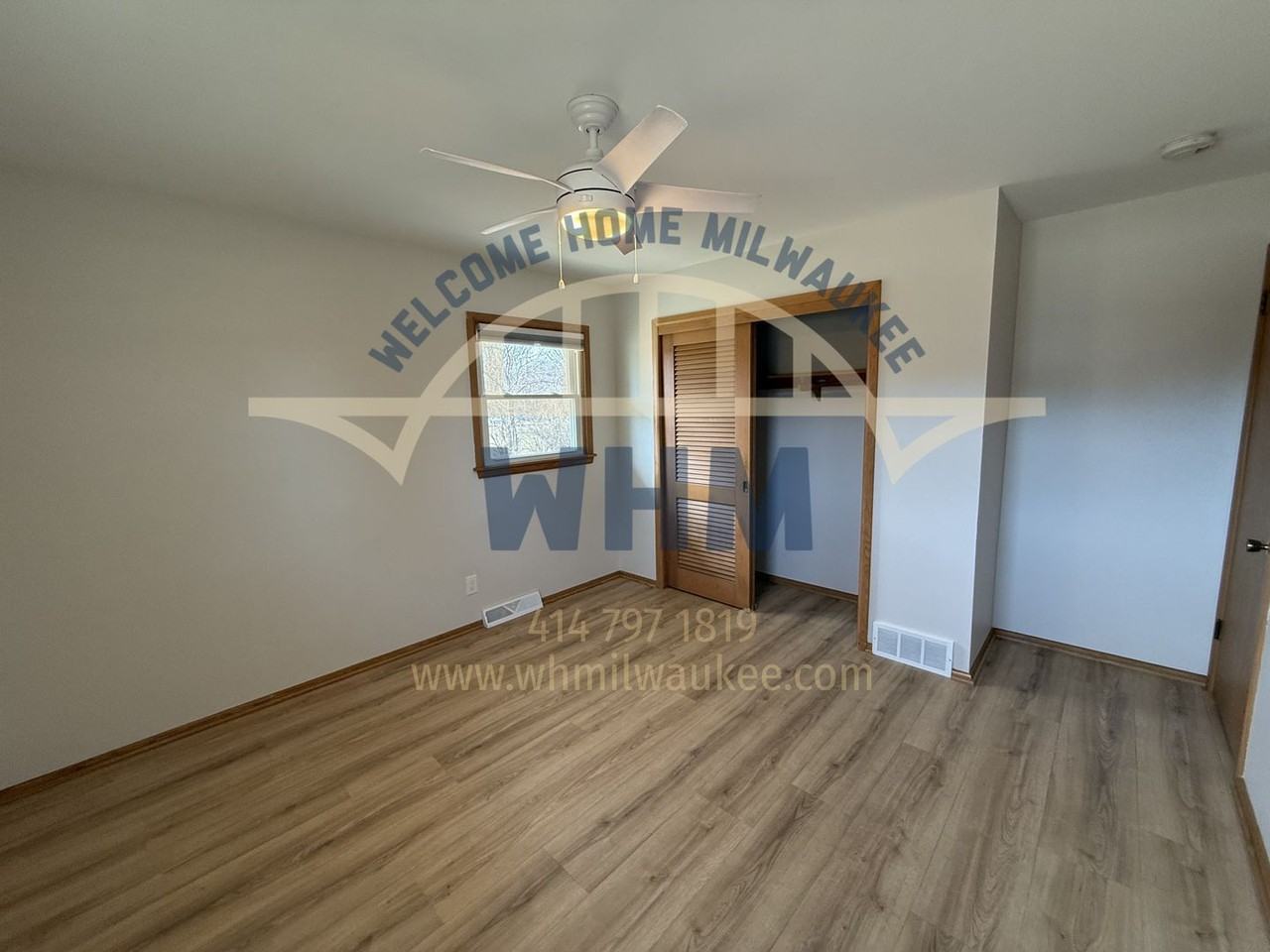 4325 N 142nd St - Photo 5 of 10