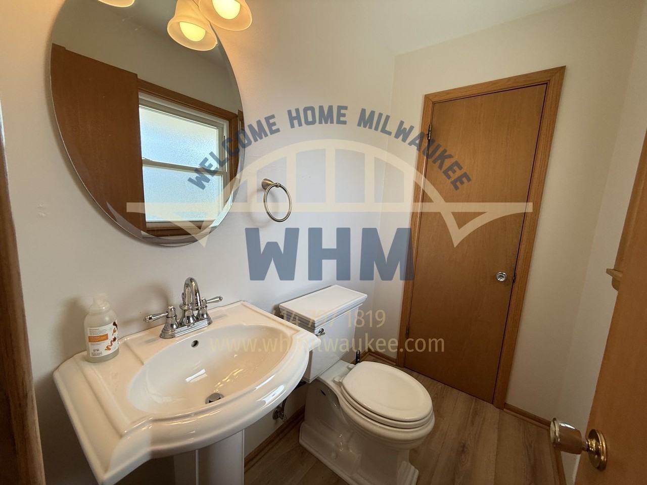 4325 N 142nd St - Photo 7 of 10