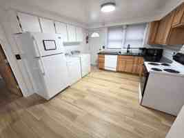 featured image of 822 W Main St #A