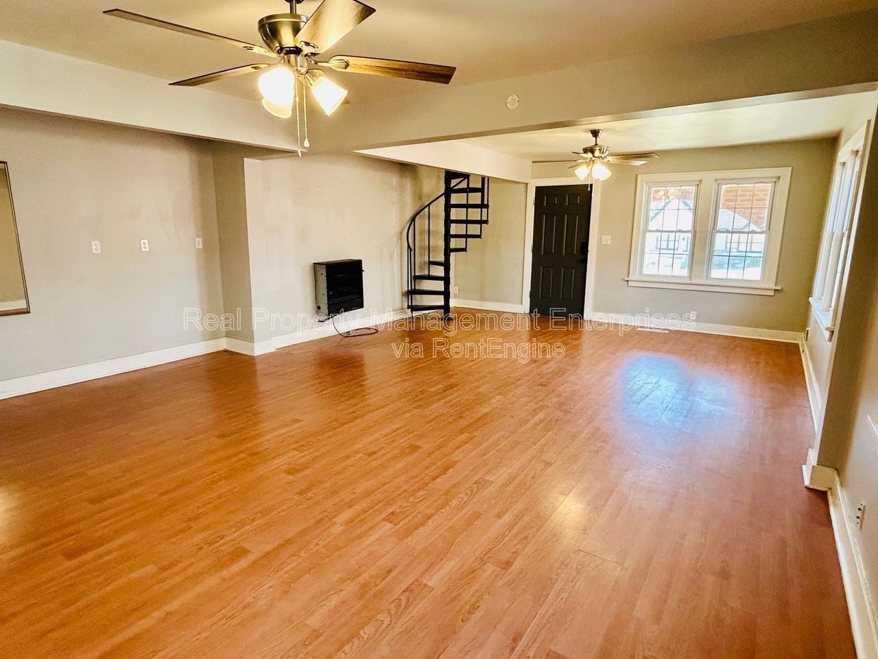 2519 W Park Pl - Photo 5 of 35