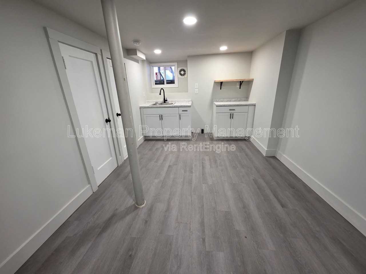 415 W Walnut St #3 - Photo 4 of 6