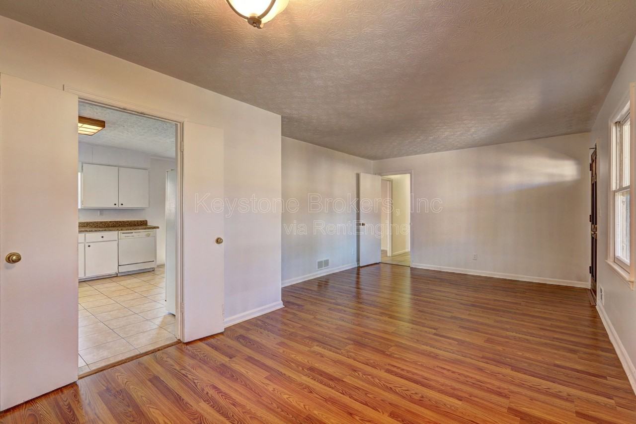 2578 Five Forks Trickum Rd - Photo 2 of 9