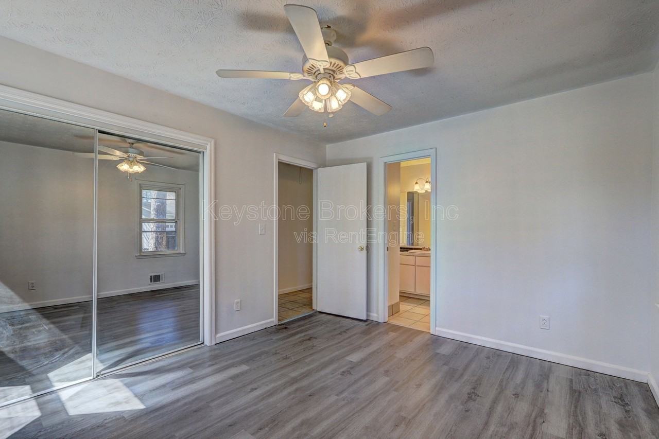 2578 Five Forks Trickum Rd - Photo 5 of 9