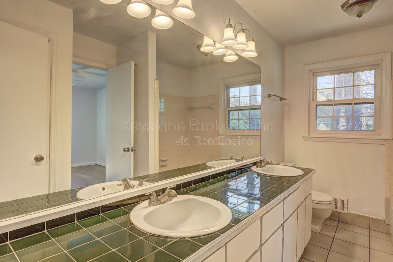 2578 Five Forks Trickum Rd - Photo 6 of 9