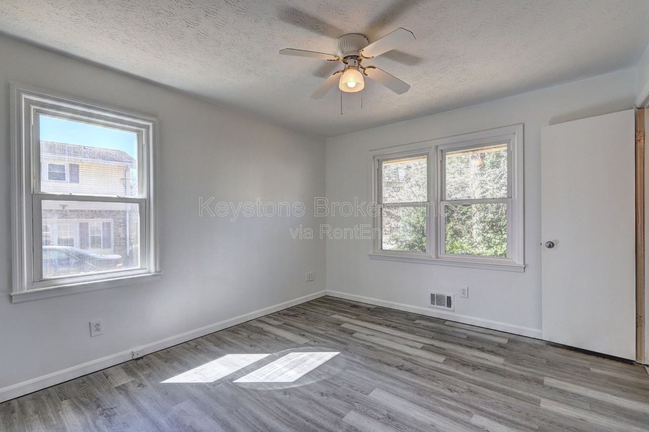 2578 Five Forks Trickum Rd - Photo 7 of 9