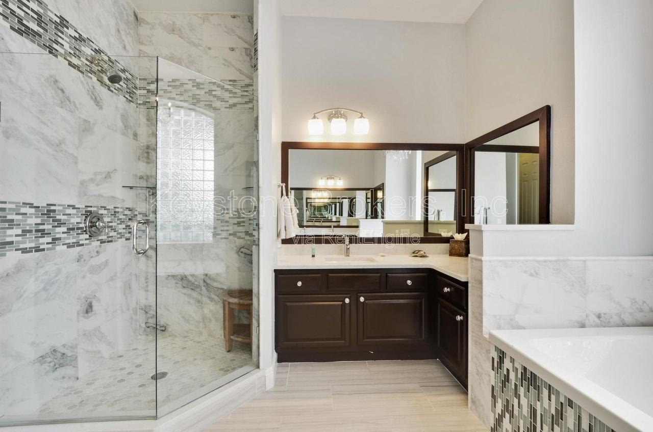 2708 Formosa Ave - Photo 7 of 10