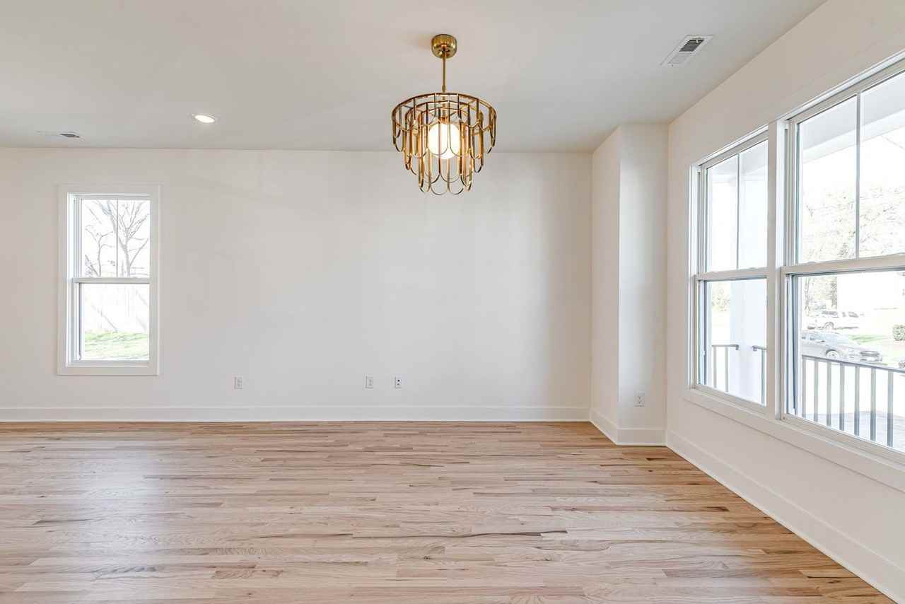 2224 Perry St - Photo 4 of 33