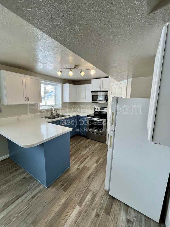 1820 N 285 W - Photo 6 of 21