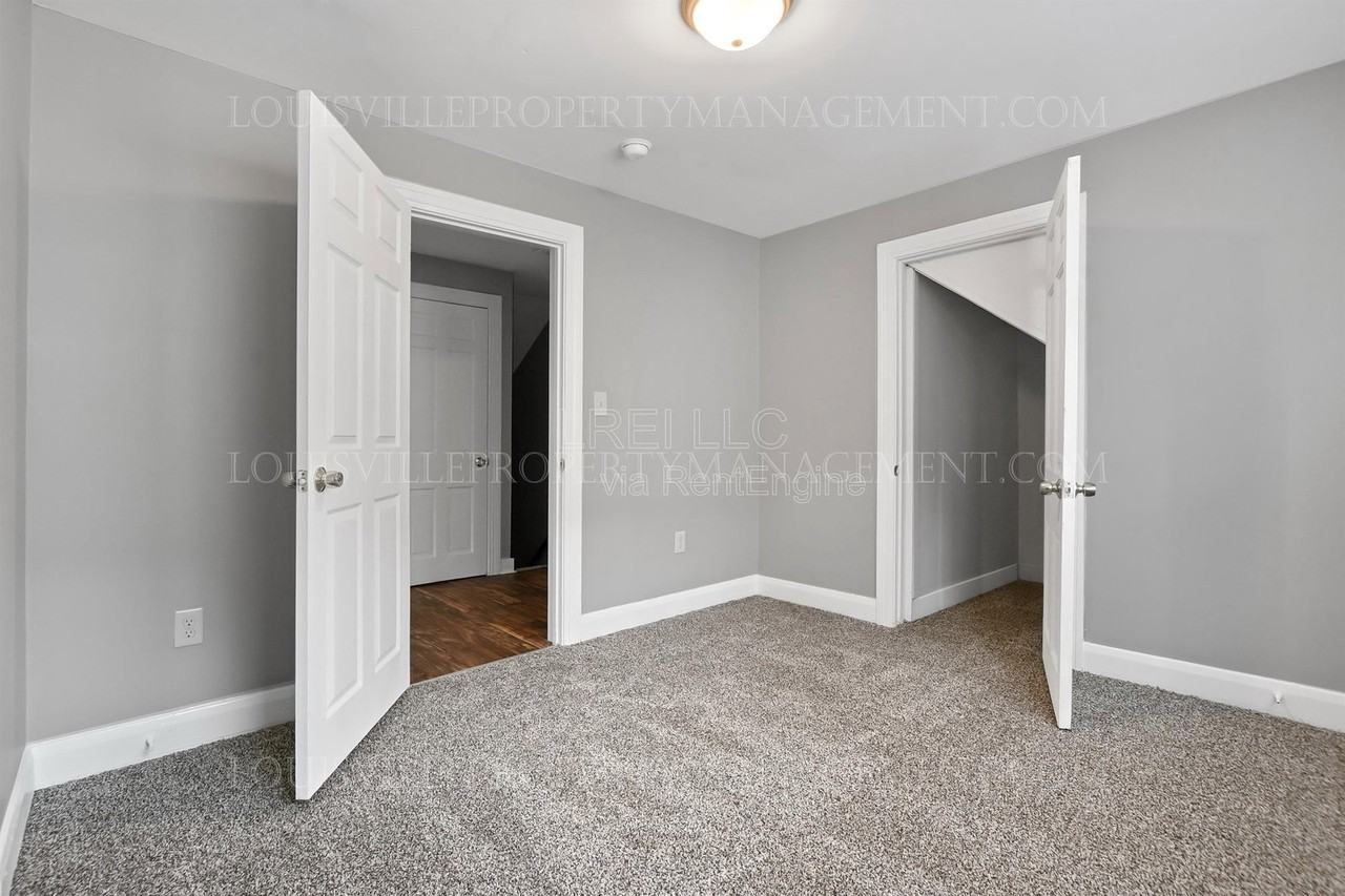 4143 W Market St #2 - Photo 3 of 11