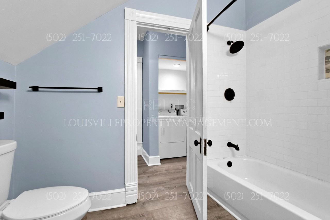 1325 Hepburn Ave #1 - Photo 5 of 16