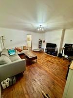 featured image of 2218 Sarah St #1