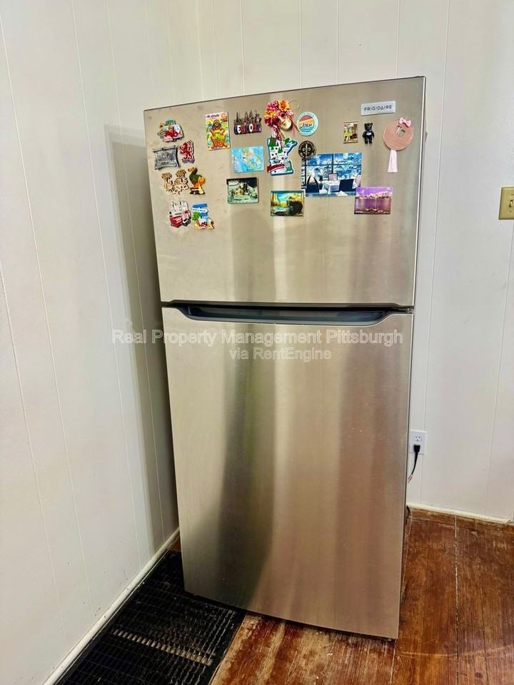 2218 Sarah St #1 - Photo 5 of 11