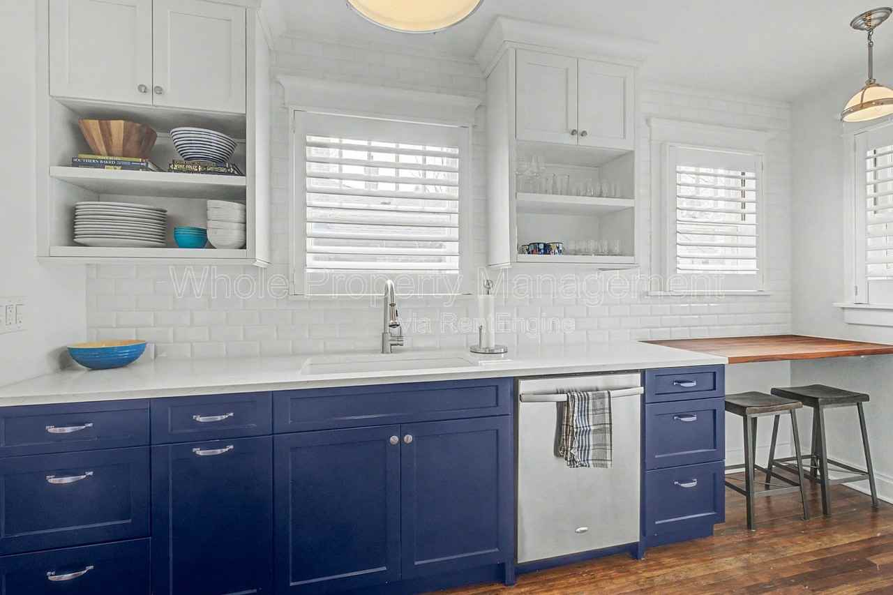 449 N Lafayette St - Photo 6 of 28