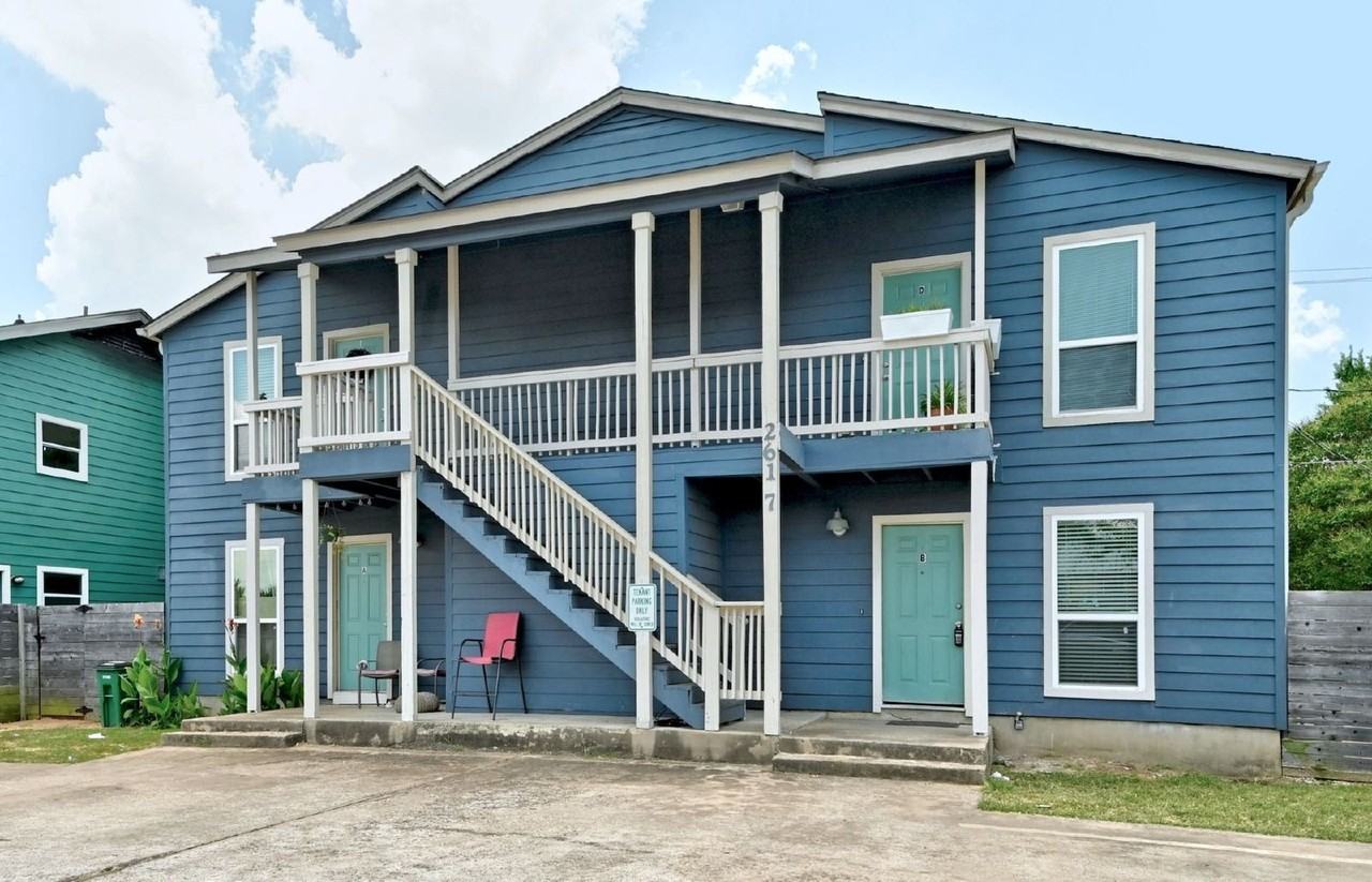 2617 Ektom Dr #B - Photo 2 of 22