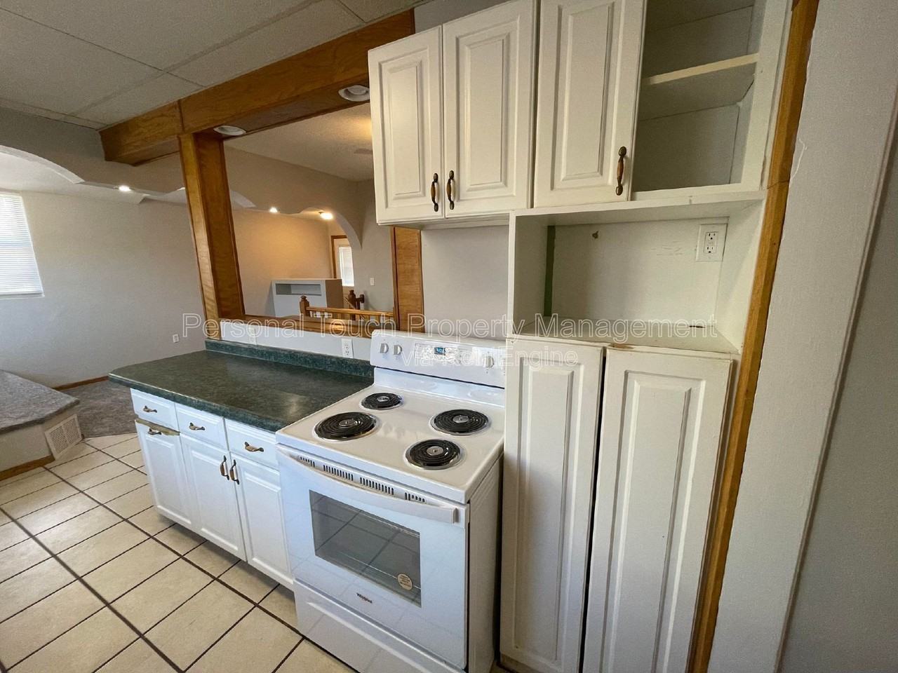 1705 11th Ave N - Photo 4 of 17