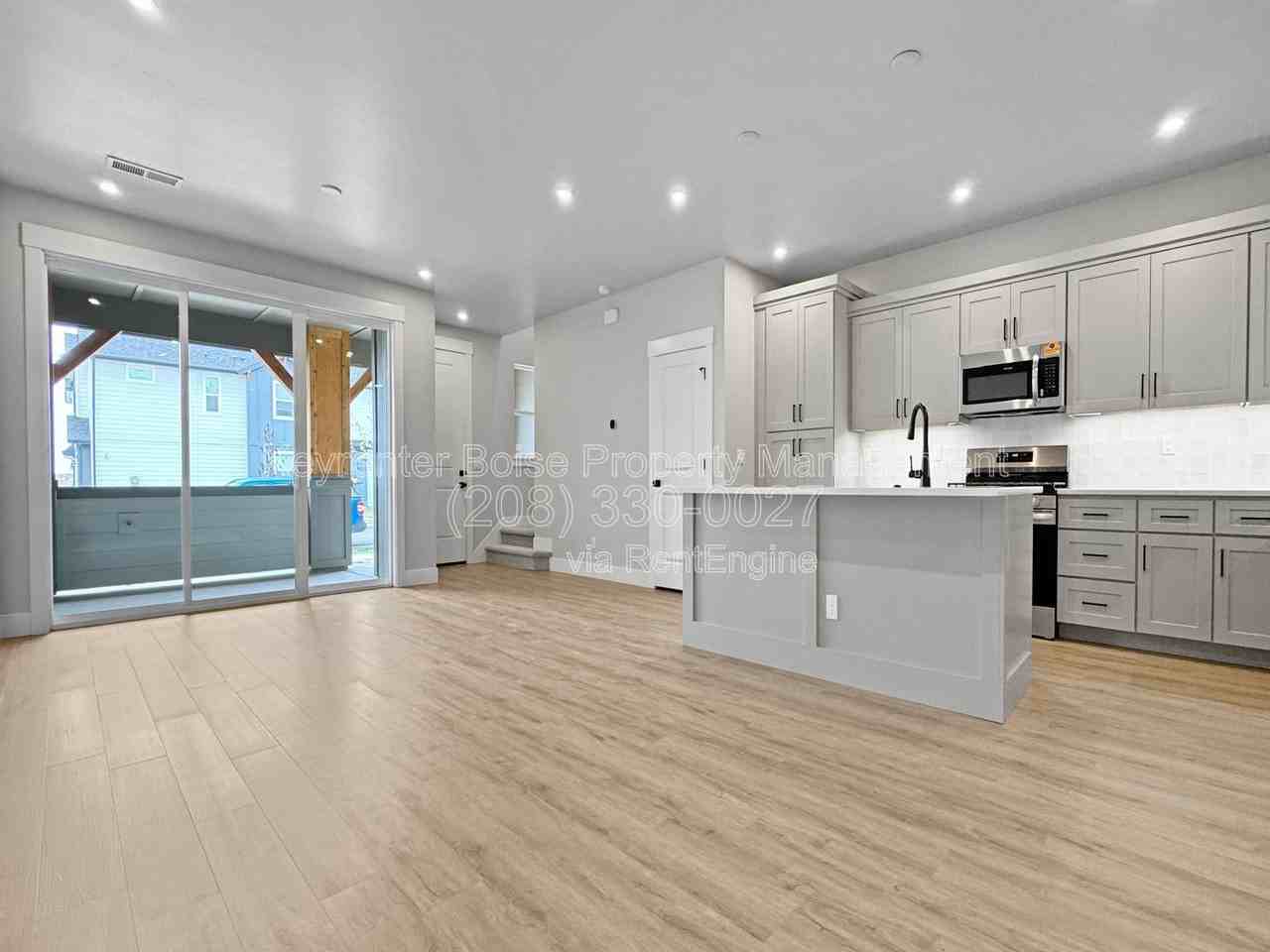 160 S Koyukuk Ave - Photo 6 of 26