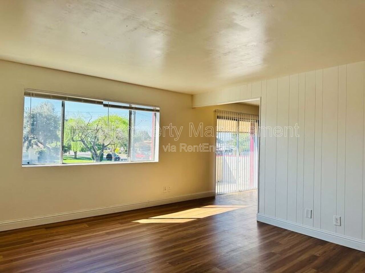 1668 W Ashlan Ave - Photo 5 of 16