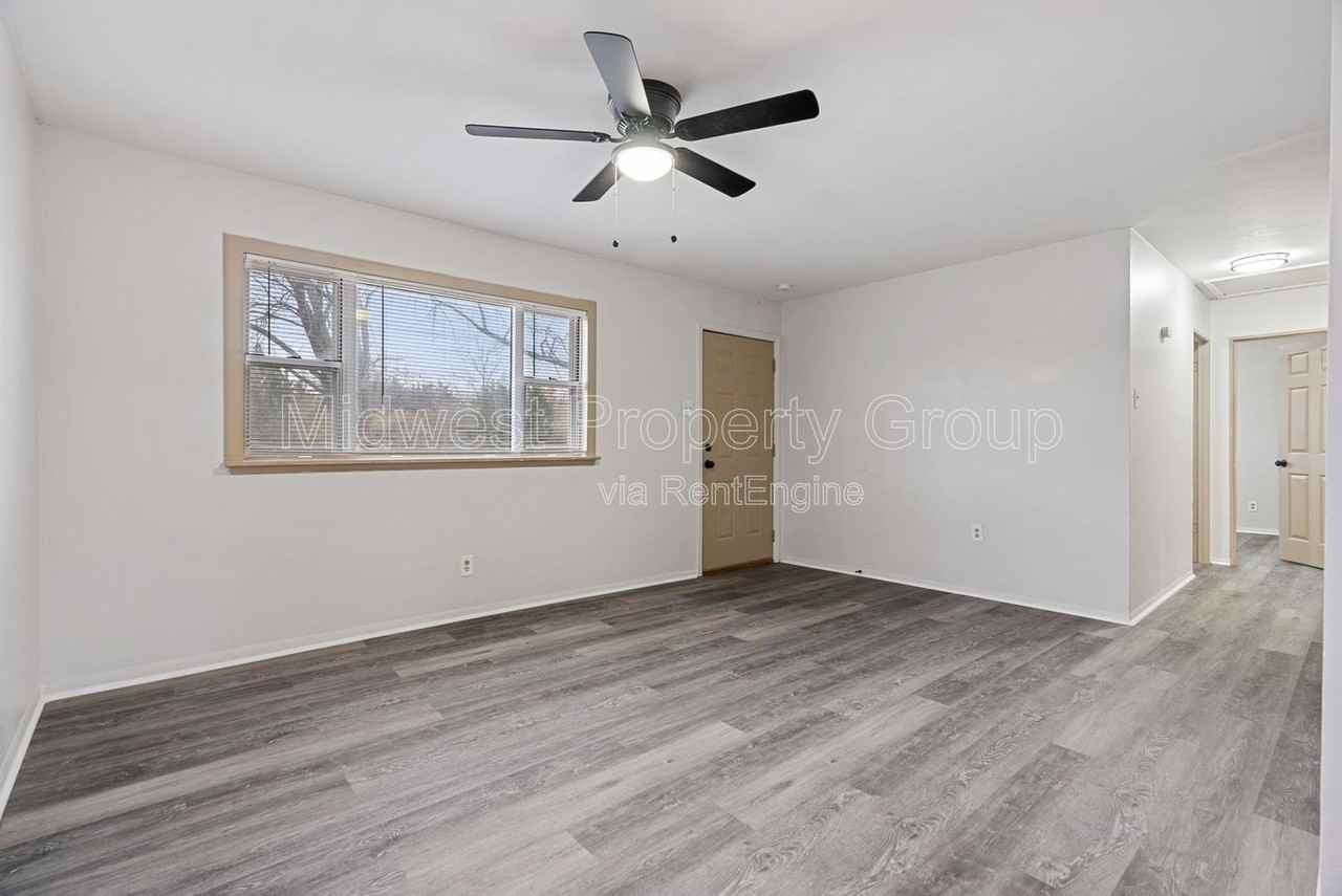 1414 E Pitman Ave - Photo 6 of 22