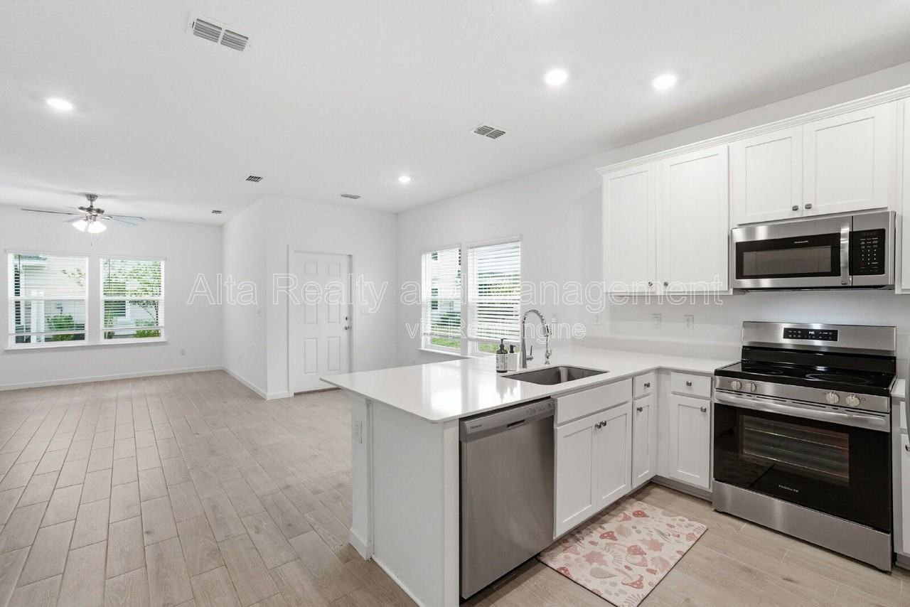 3976 Ornamental Ln - Photo 6 of 25